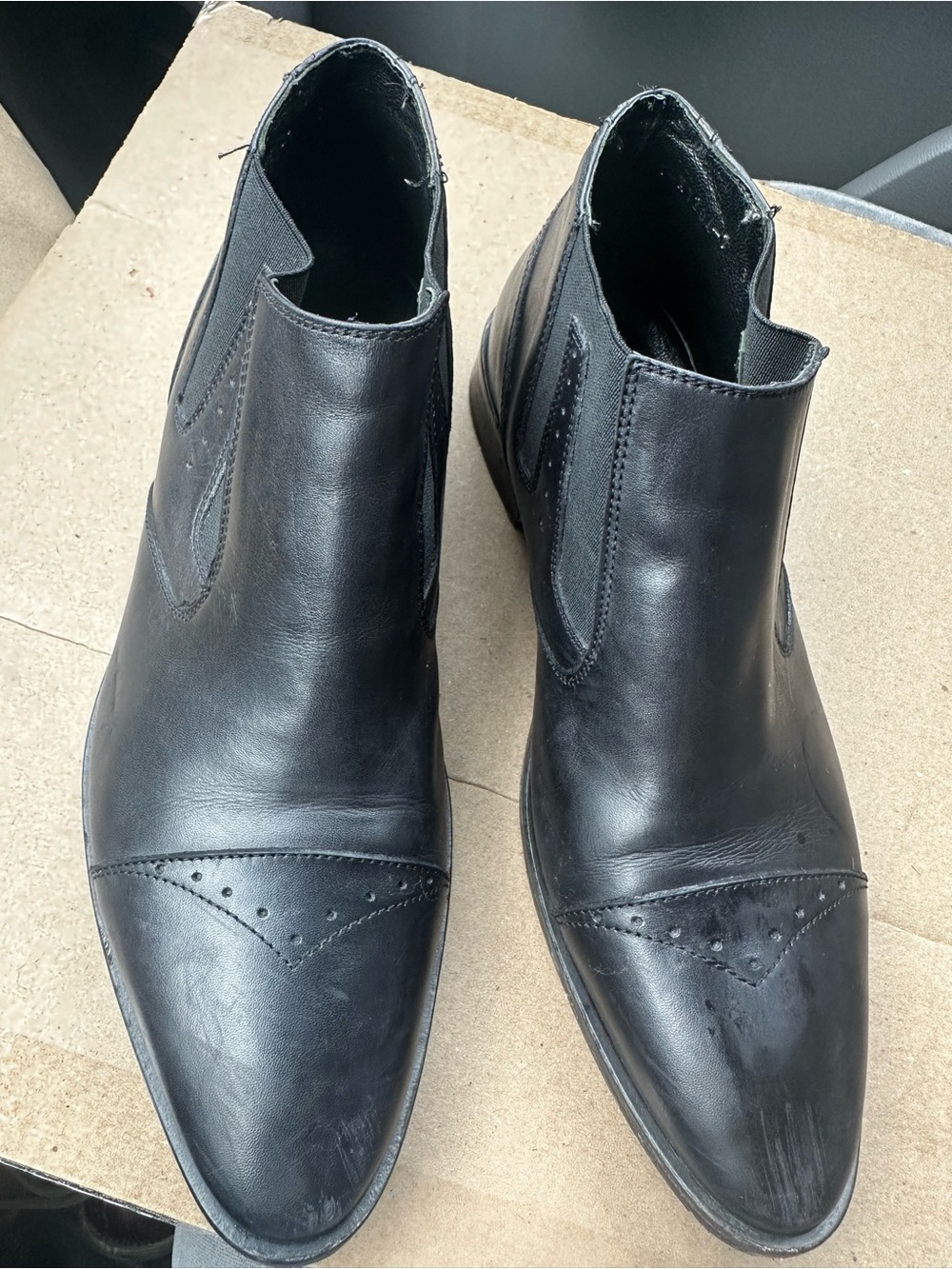 Vero Cuoio Black Leather Chukka Wingtip Boots
